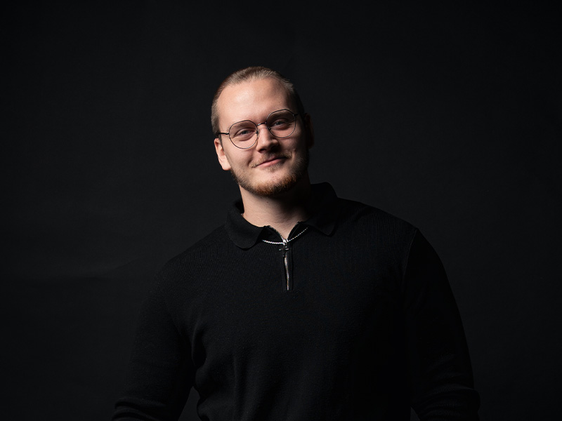 Matija — Photographer · Production Support v A2M Vision